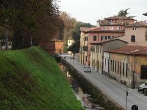 Xtrallusion photo gallery of Italy. Photos, pictures, images and photographs of the Italian Rivieras, the Italian Lakes, the Italian Alps, the Cinque Terre, the Amalfi coast and some of the most beautiful corners of Italy. Plus photos of Italian cities such as Pisa, Milan, Genoa and Rome.